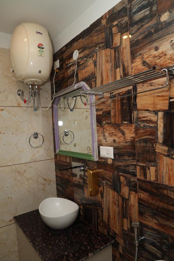 Hotel Cordelia Inn By Devpaga Hotels Pvt Ltd Rishīkesh Exteriör bild