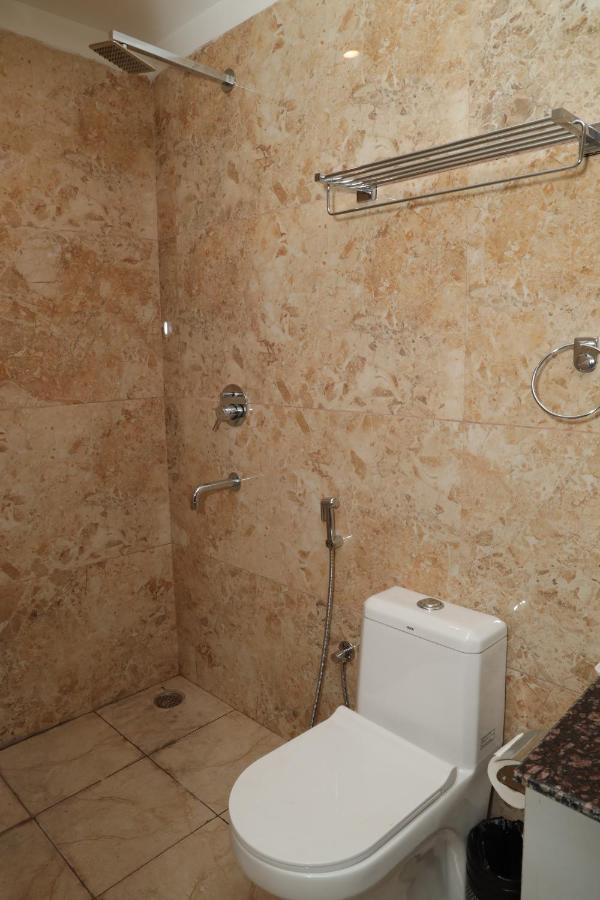 Hotel Cordelia Inn By Devpaga Hotels Pvt Ltd Rishīkesh Exteriör bild